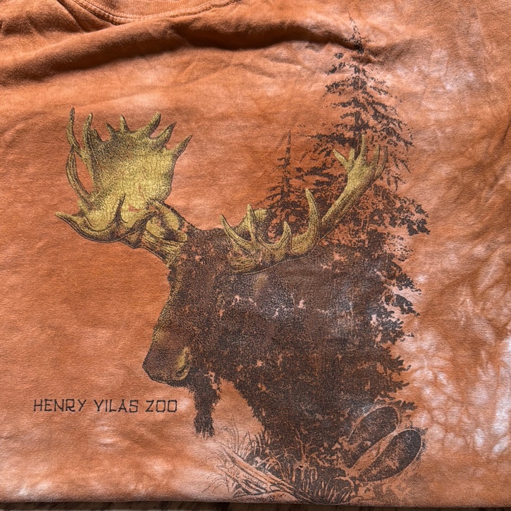 Vintage Orange Moose Graphic Sweatshirt